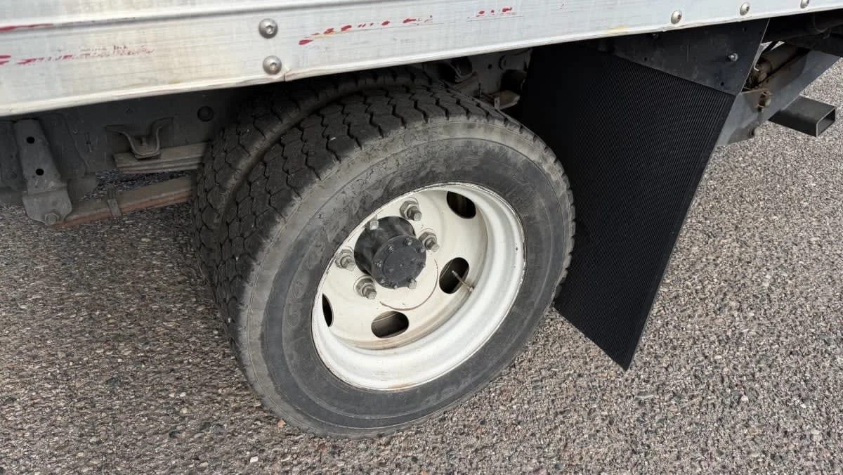 2019 Isuzu NQR in Phoenix, AZ — photo 13