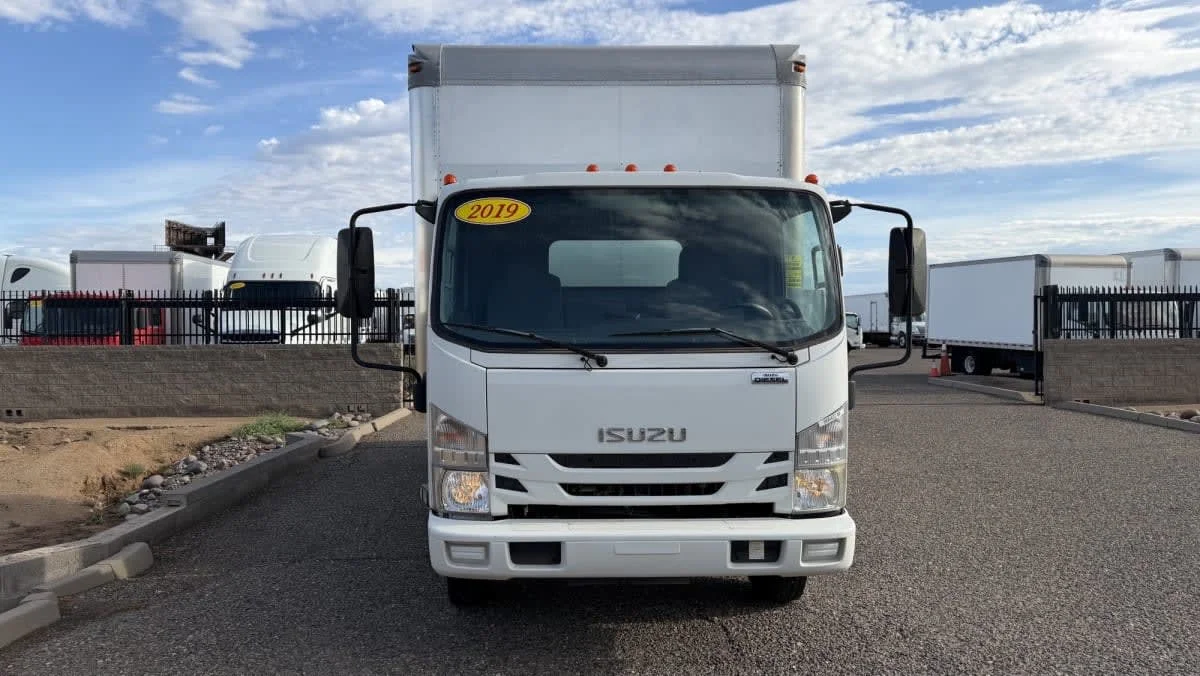 2019 Isuzu NQR in Phoenix, AZ — photo 2