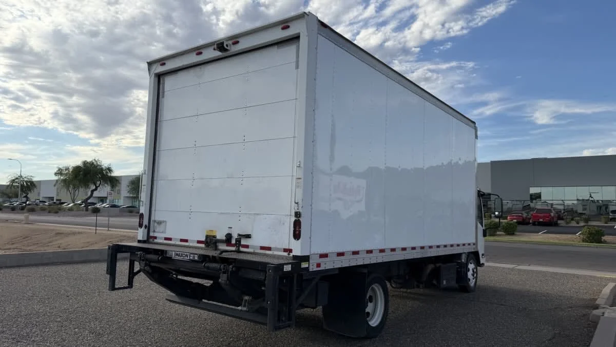 2019 Isuzu NQR in Phoenix, AZ — photo 4