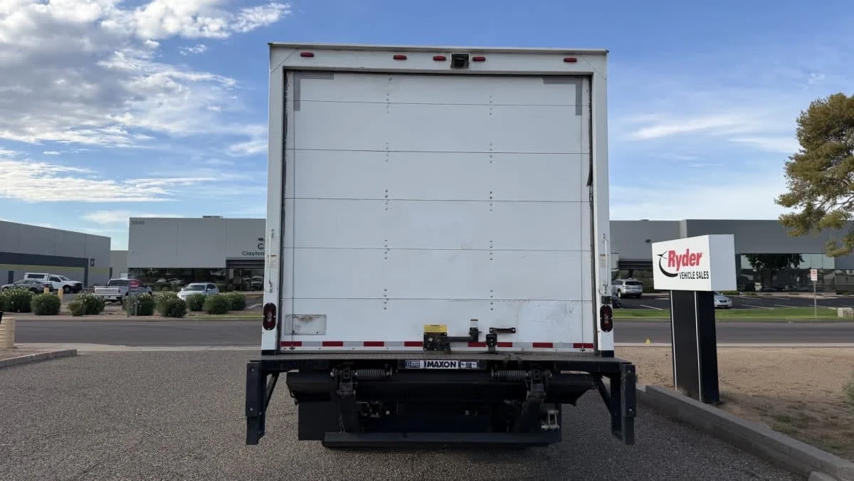 2019 Isuzu NQR in Phoenix, AZ — photo 5