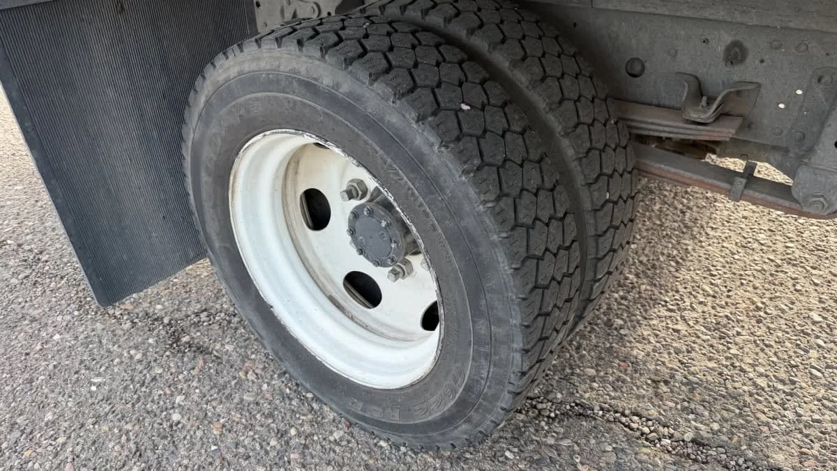 2019 Isuzu NQR in Phoenix, AZ — photo 14