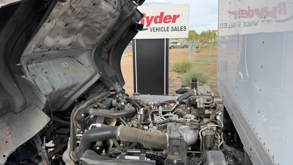 2019 Isuzu NQR in Phoenix, AZ — photo 9