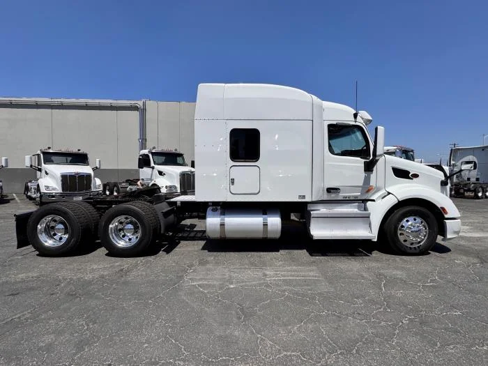 2022 Peterbilt 579 in Haines City, FL — photo 5
