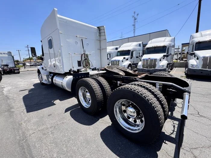 2022 Peterbilt 579 in Haines City, FL — photo 8
