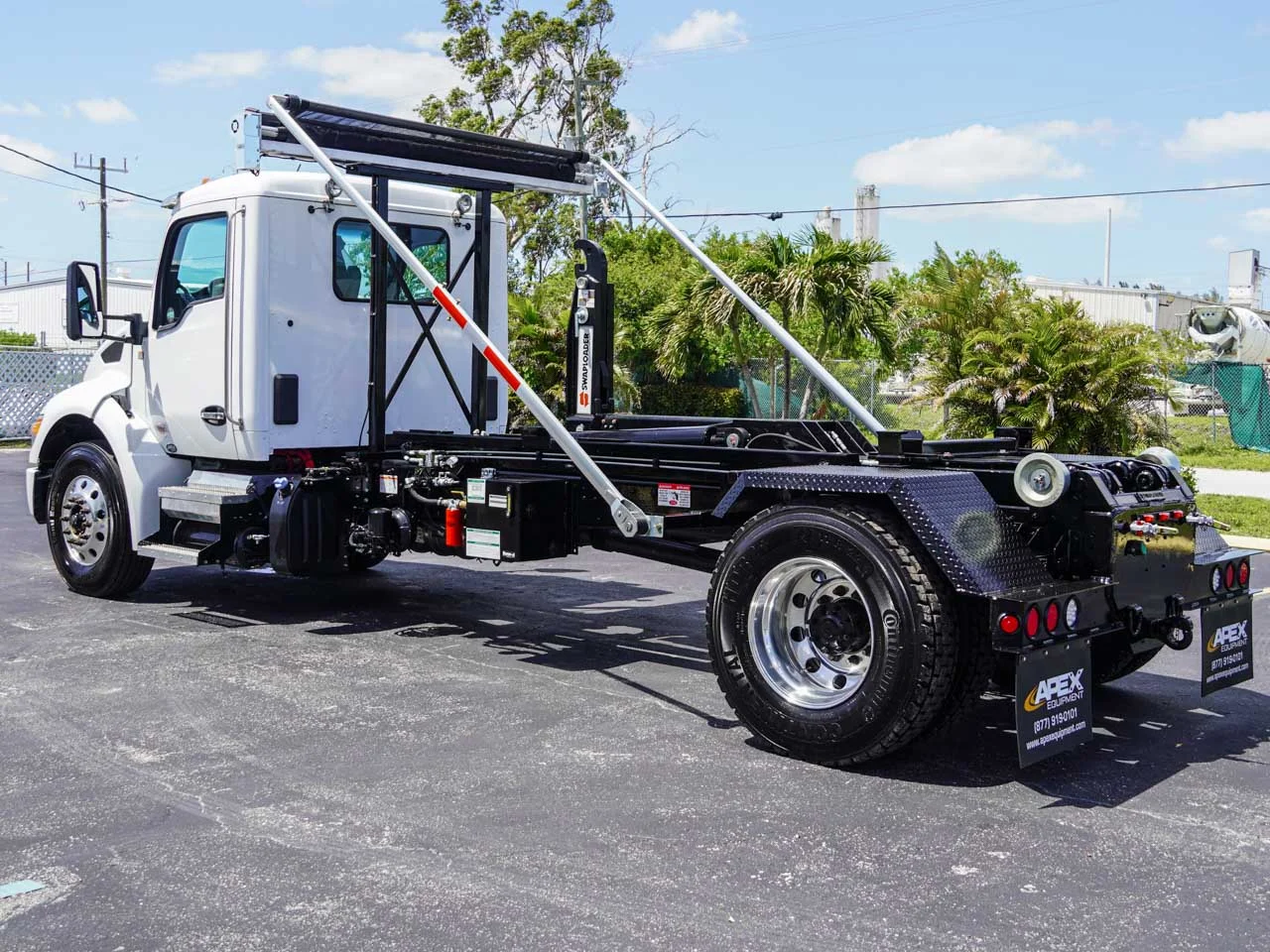 2026 Kenworth T380 - image 4