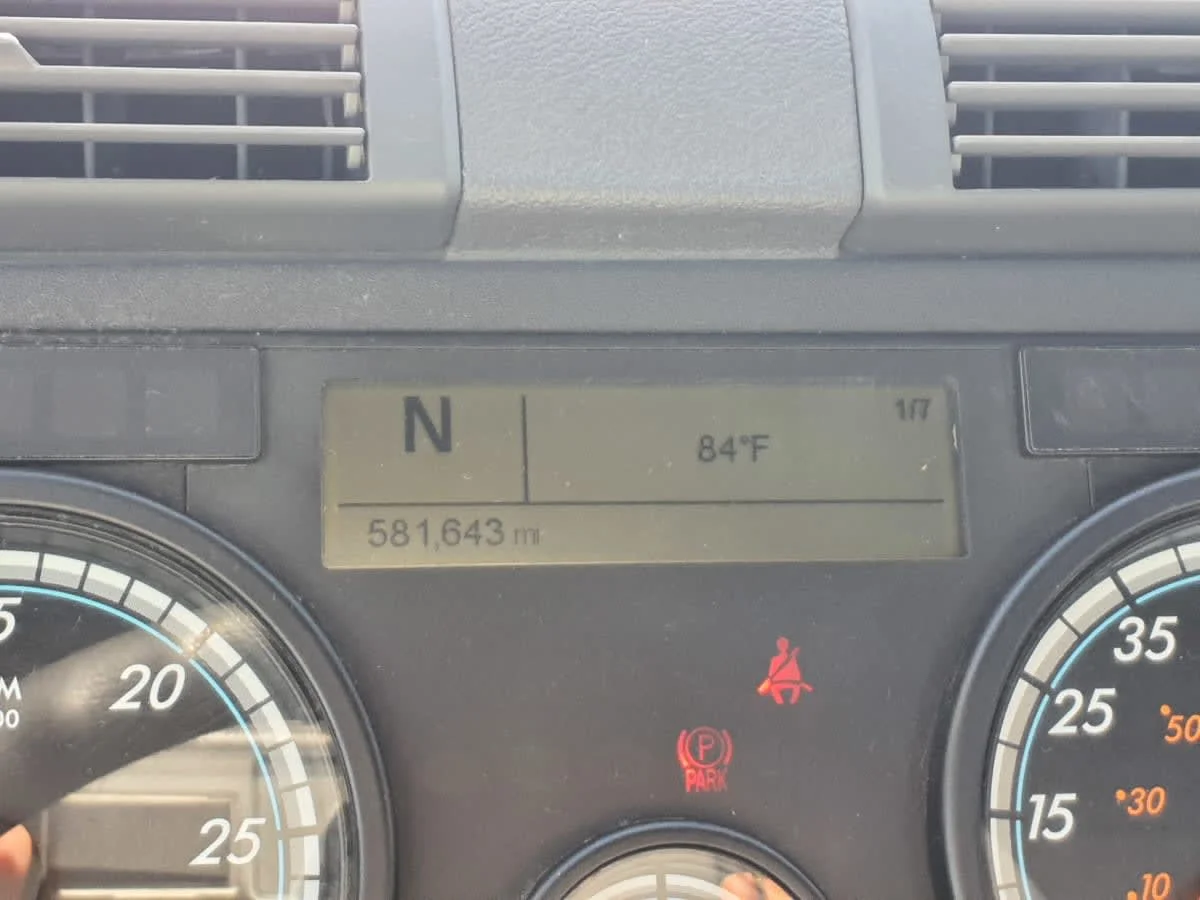 2018 Freightliner Cascadia - image 11