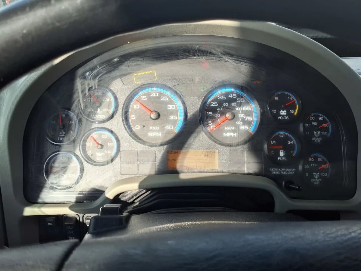 2019 International 4300 in Fort Worth, TX — photo 12