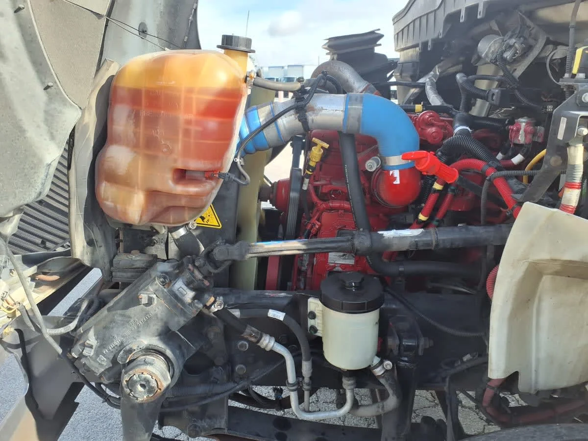 2019 International 4300 in Fort Worth, TX — photo 10