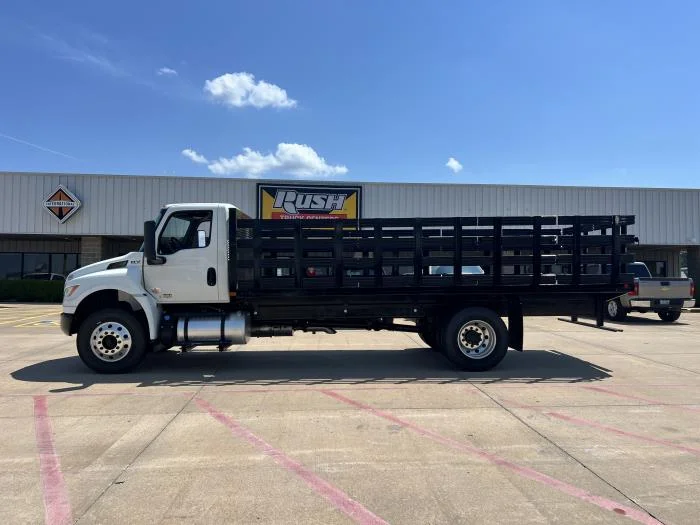 2025 International MV - image 3