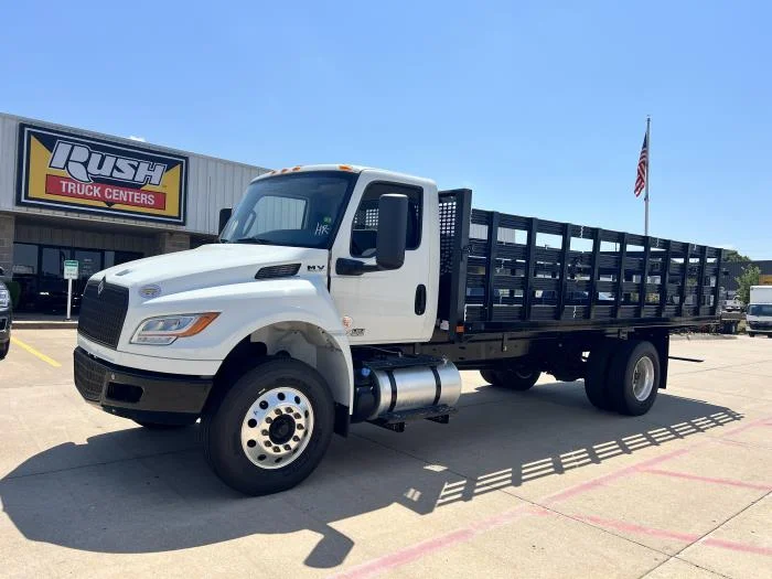 2025 International MV - image 2