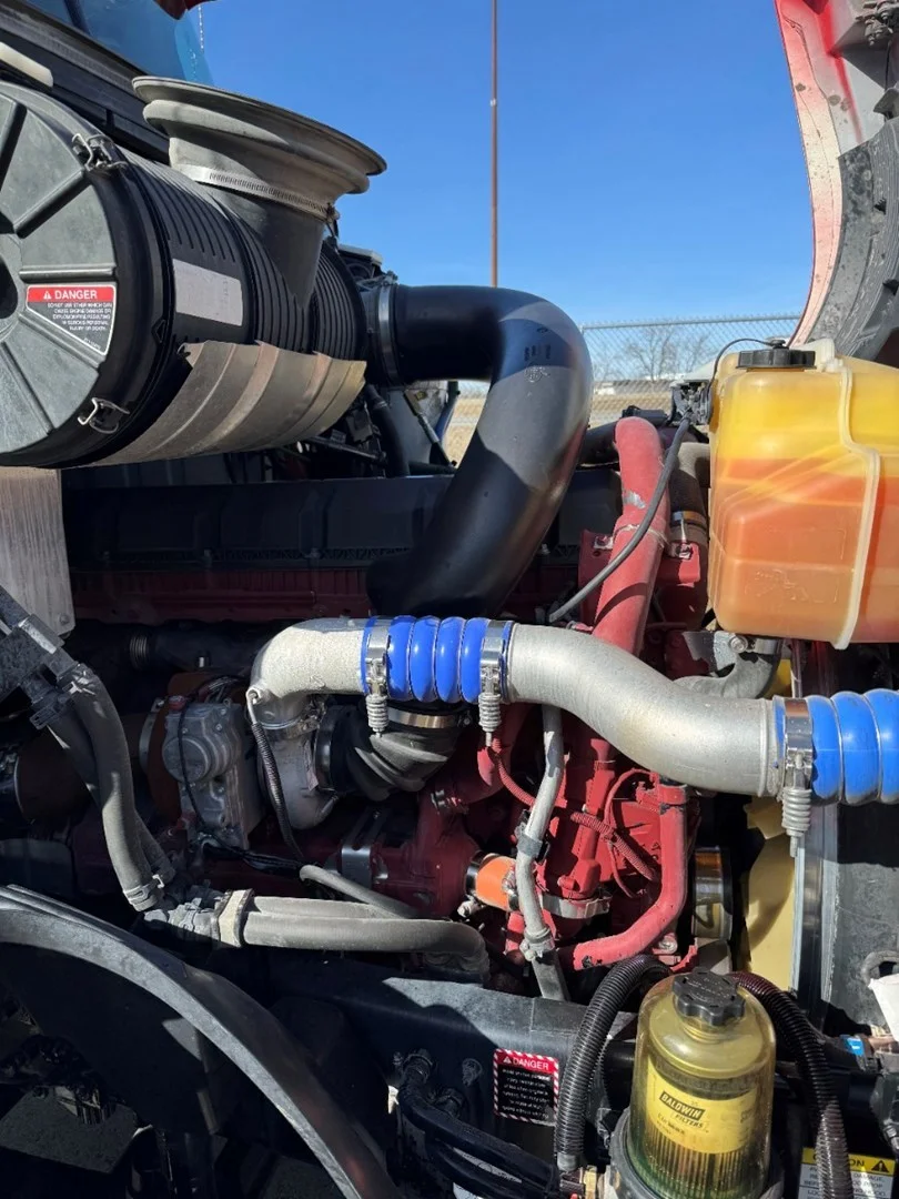 2021 Mack Anthem Daycab - image 10