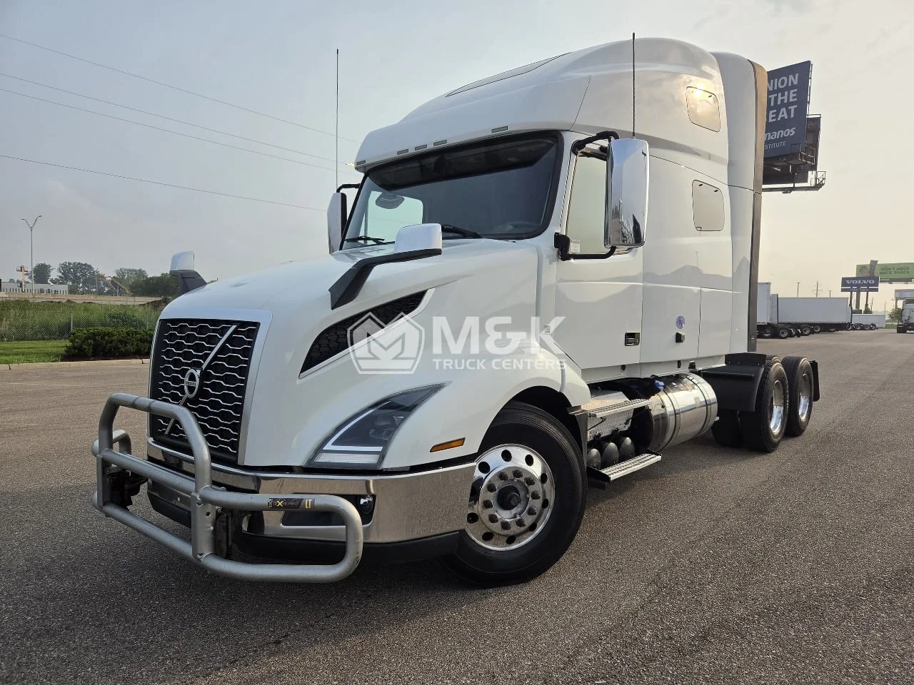 2022 Volvo VNL 760