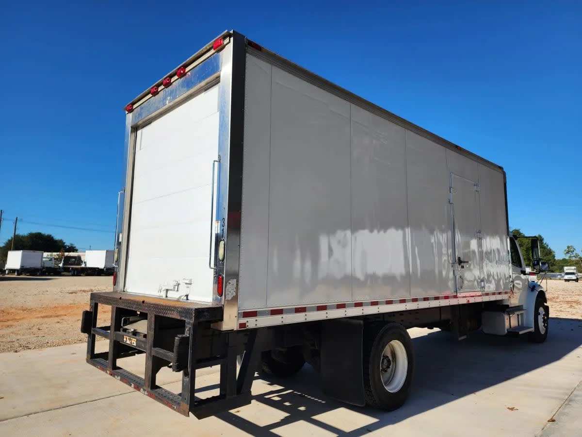 2020 Freightliner M2 106 in Greensboro, NC — photo 4