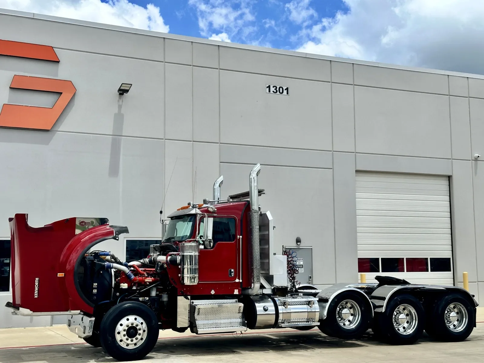 2016 Kenworth W900 in Hutchins, TX — photo 10