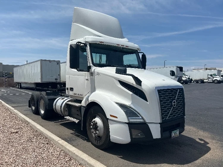 2019 Volvo VNL 300