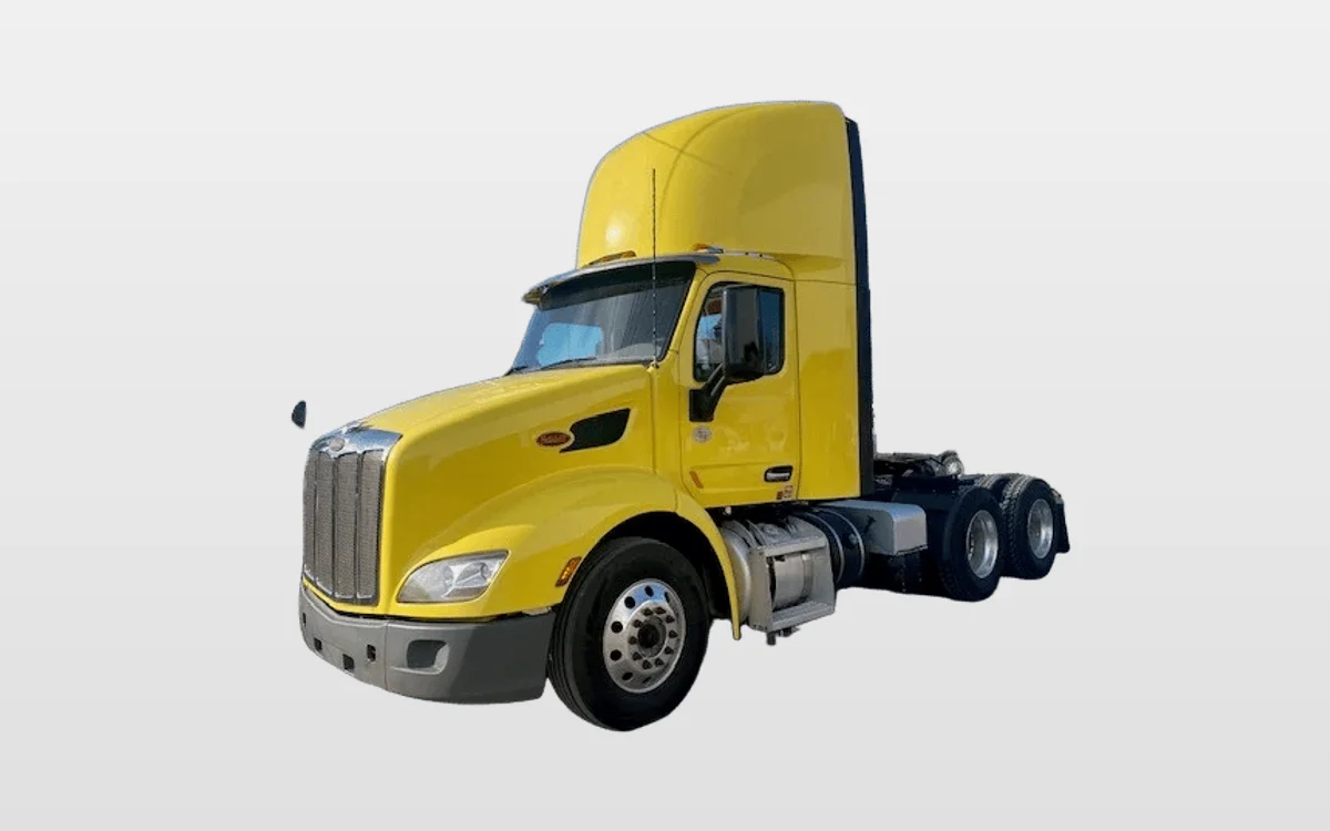 2021 Peterbilt 579 - image 1