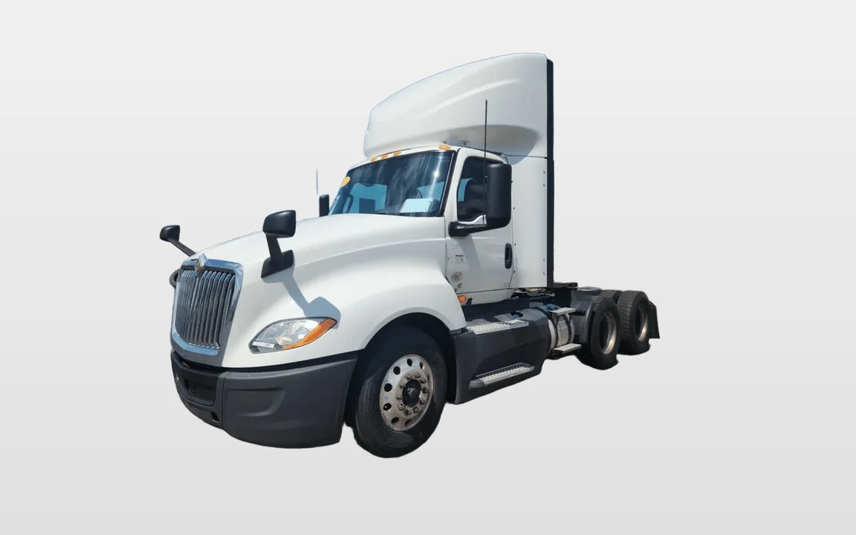 2020 International - image 1