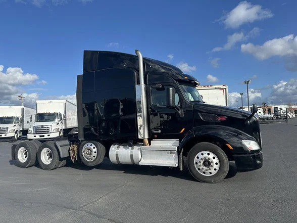 2018 Peterbilt 579