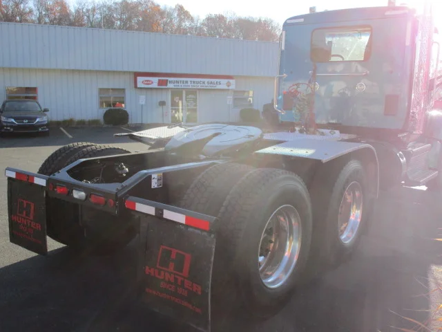 2020 Peterbilt 567 - image 5