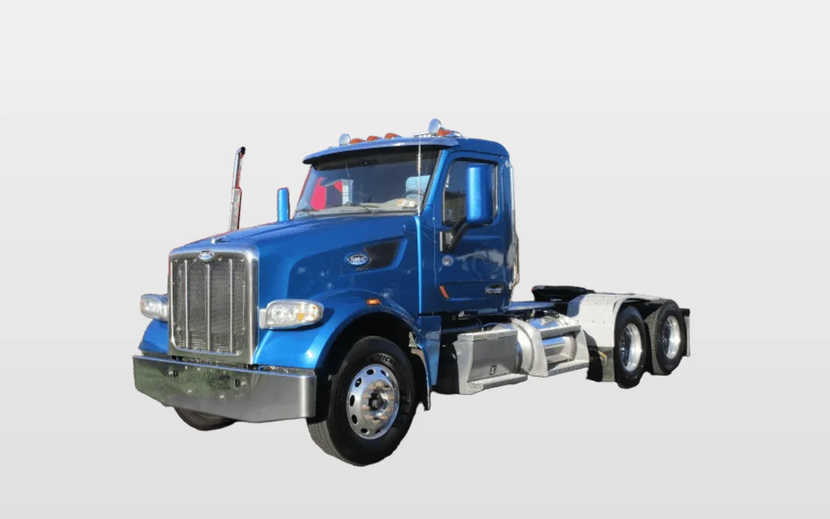 2020 Peterbilt 567 - image 1