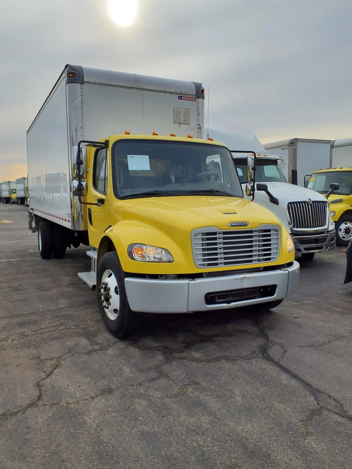 2016 Freightliner M2 106 in Bolingbrook, IL — photo 3
