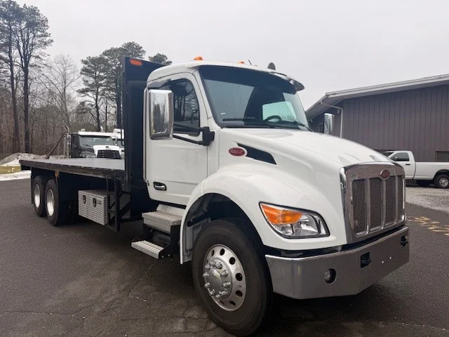 2025 Peterbilt 548 in Clarksburg, WV — photo 3