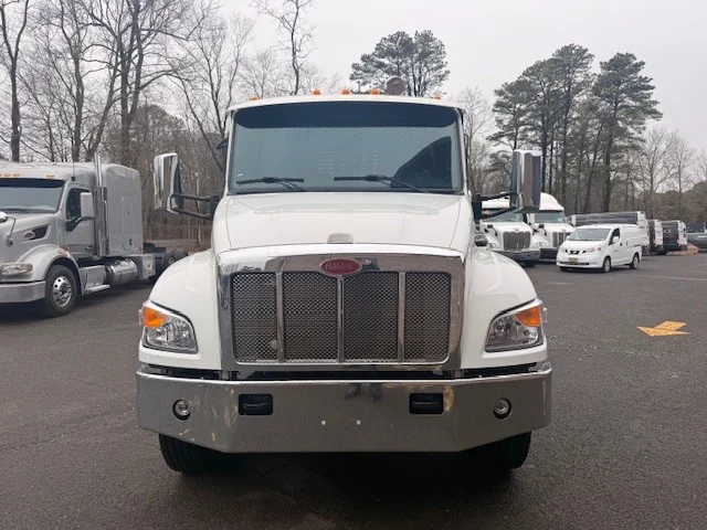 2025 Peterbilt 548 in Clarksburg, WV — photo 2