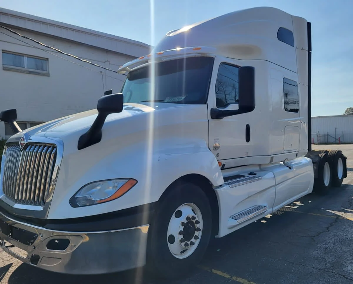 2020 International LT in Jacksonville, FL