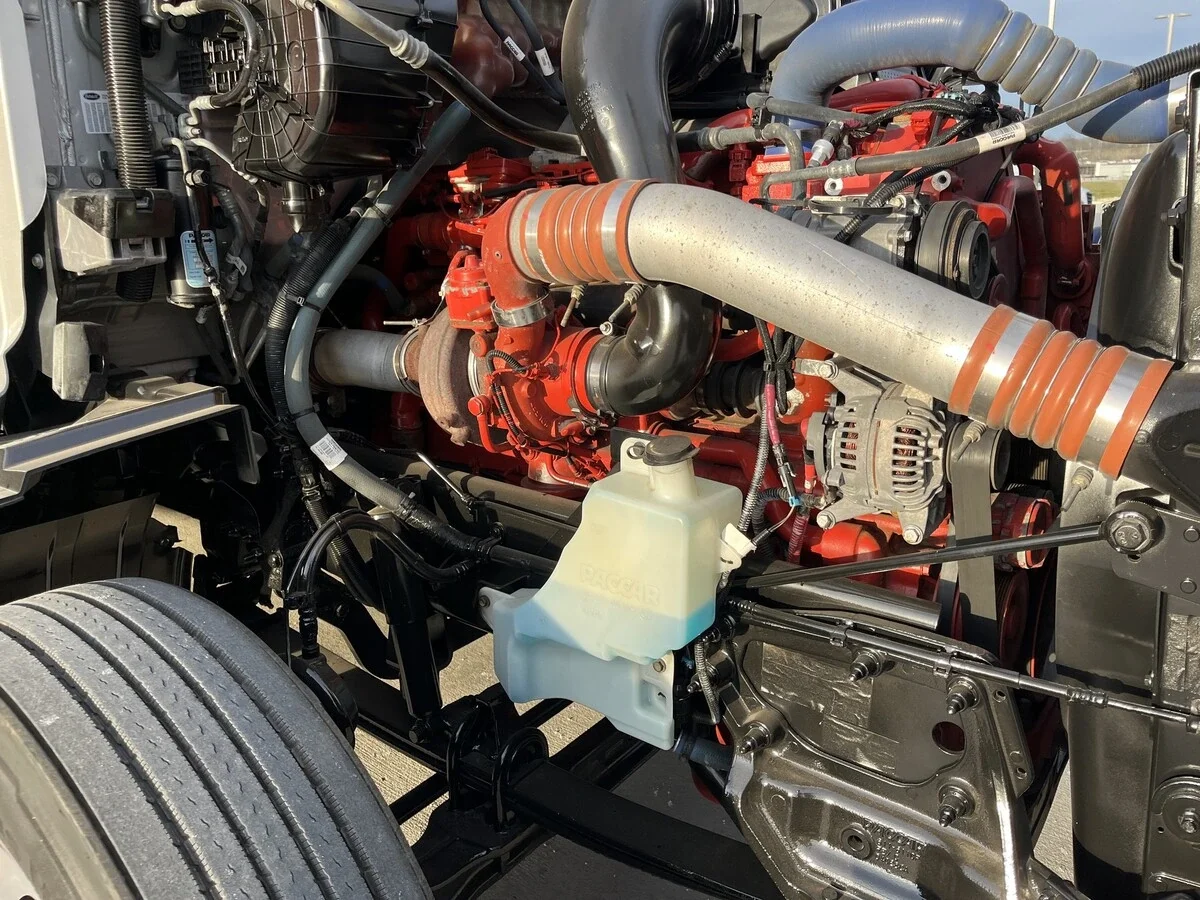 2023 Peterbilt 579 - image 16