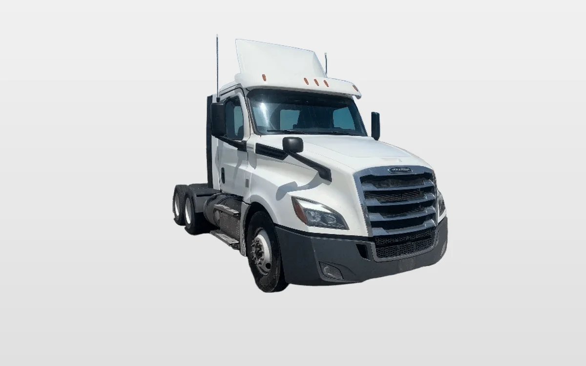 2020 Freightliner - image 1