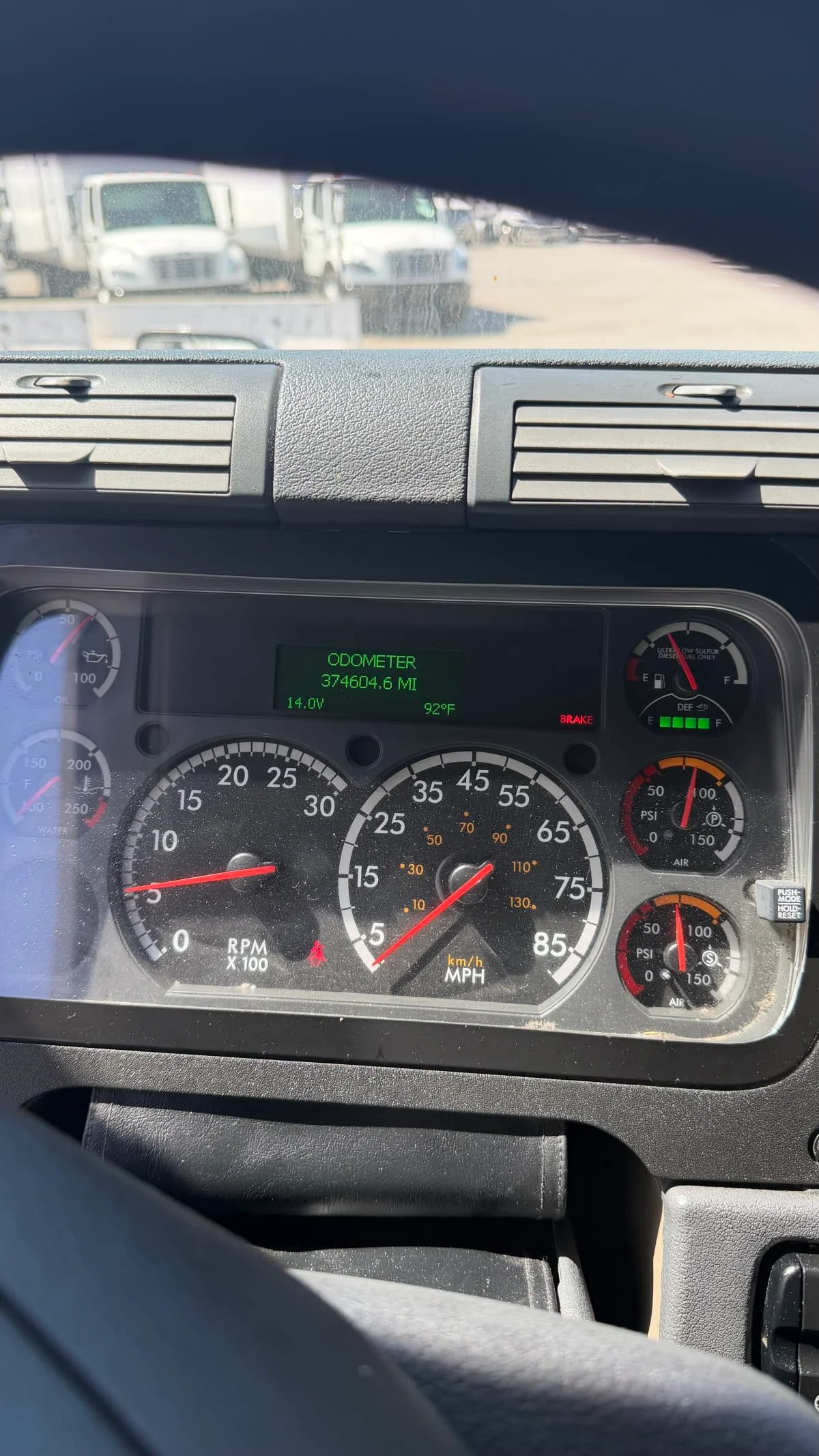 2018 Freightliner Cascadia in Pomona, CA — photo 10
