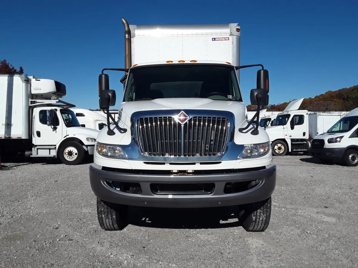 2019 International 4300 - image 2