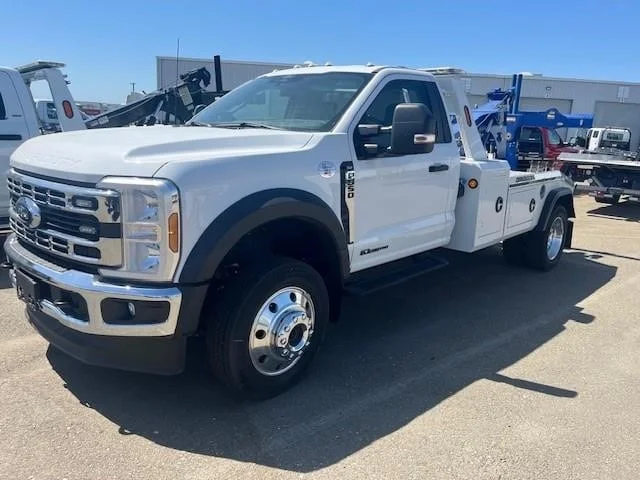 2024 Ford F-550