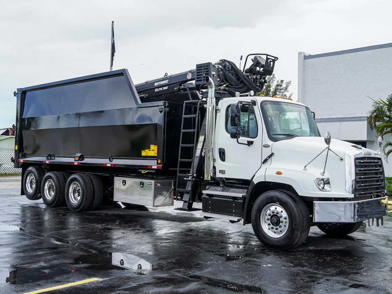 2026 Freightliner 114SD