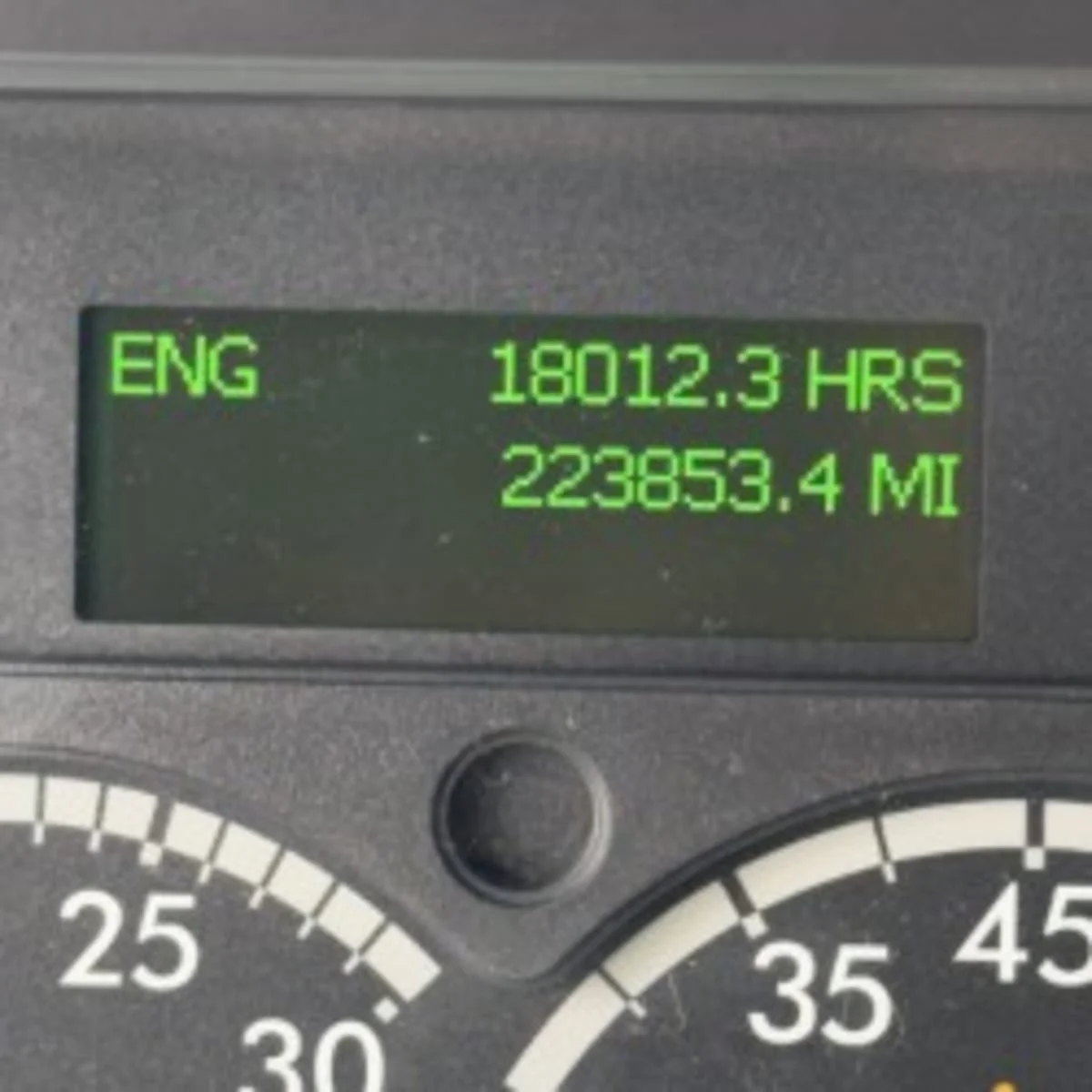 2019 Freightliner Cascadia - image 12