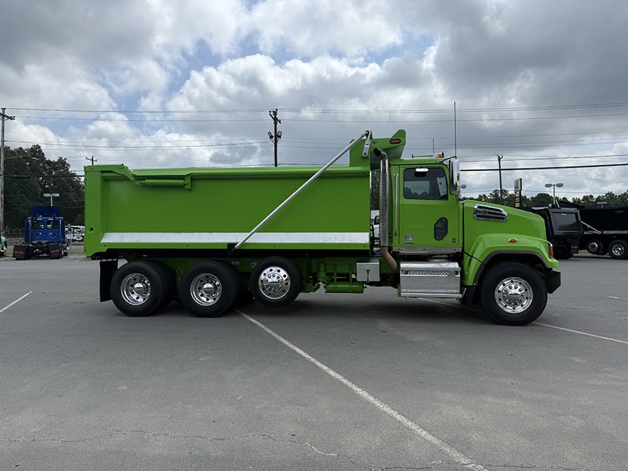 2021 Western Star 4700 — photo 3