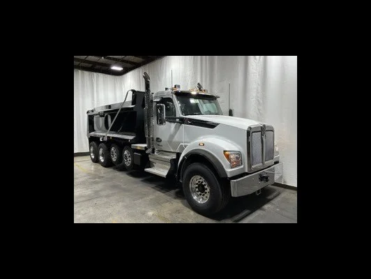 2027 Kenworth T880