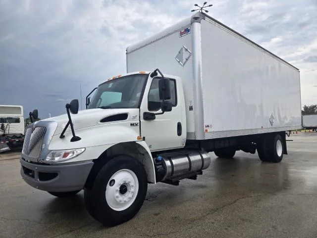 2022 International MV — photo 2