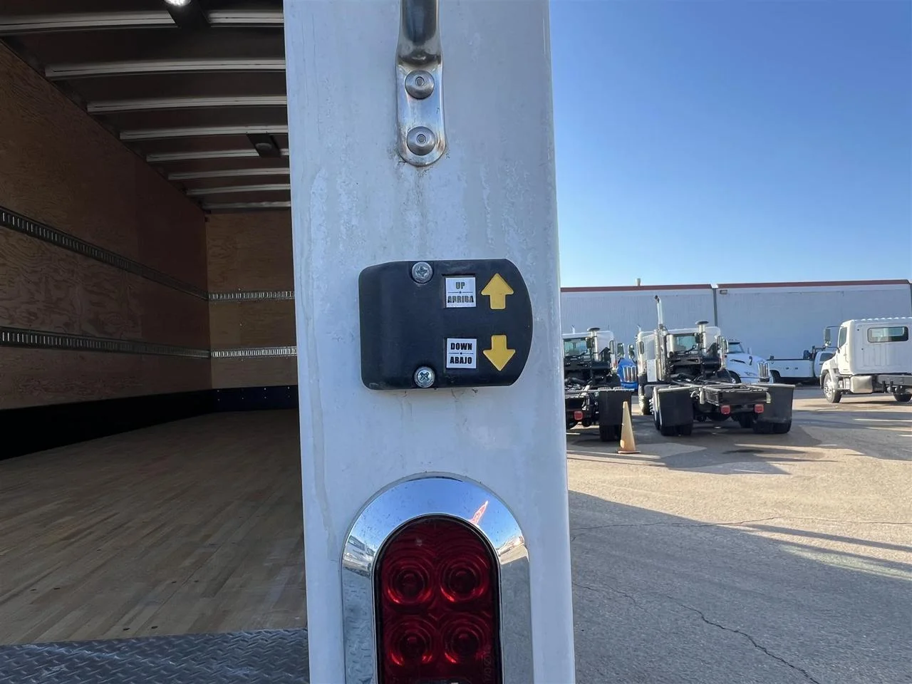 2026 Peterbilt 536 - image 6