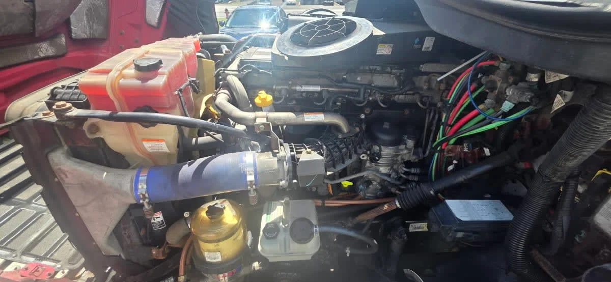 2019 Freightliner Cascadia in Bensalem, PA — photo 8