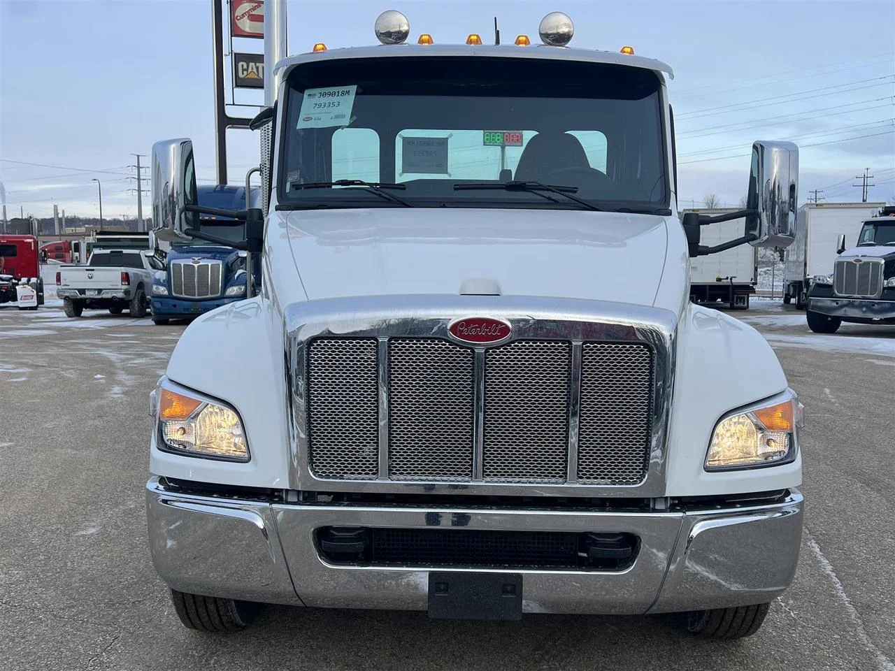 2026 Peterbilt 536 in South St. Paul, MN