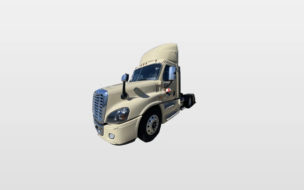 2019 Freightliner - image 1