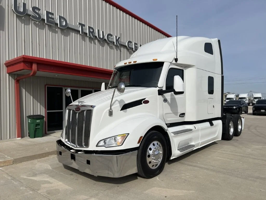2023 Peterbilt 579 in Springfield, MO