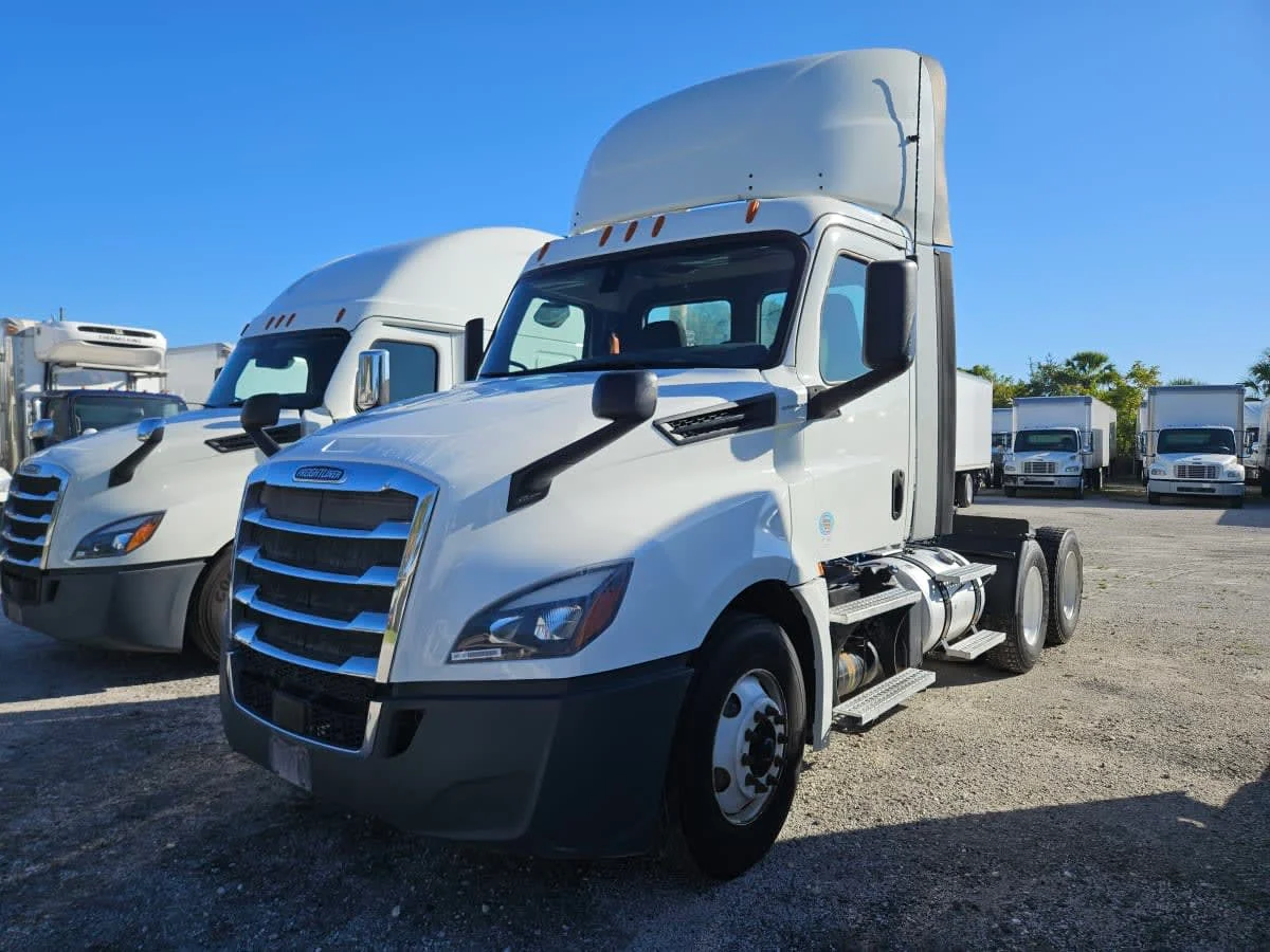 2019 Freightliner Cascadia in Orlando, FL