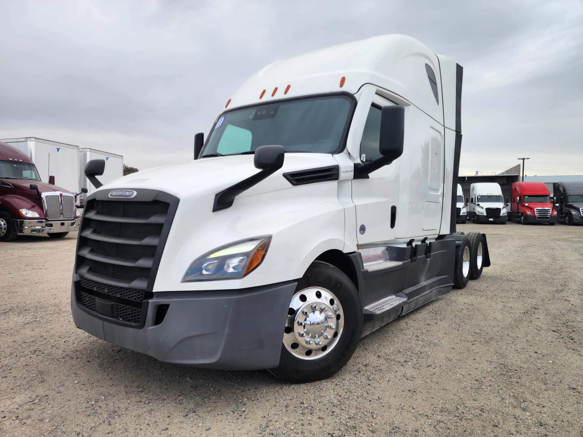 2023 Freightliner Cascadia in Fresno, CA