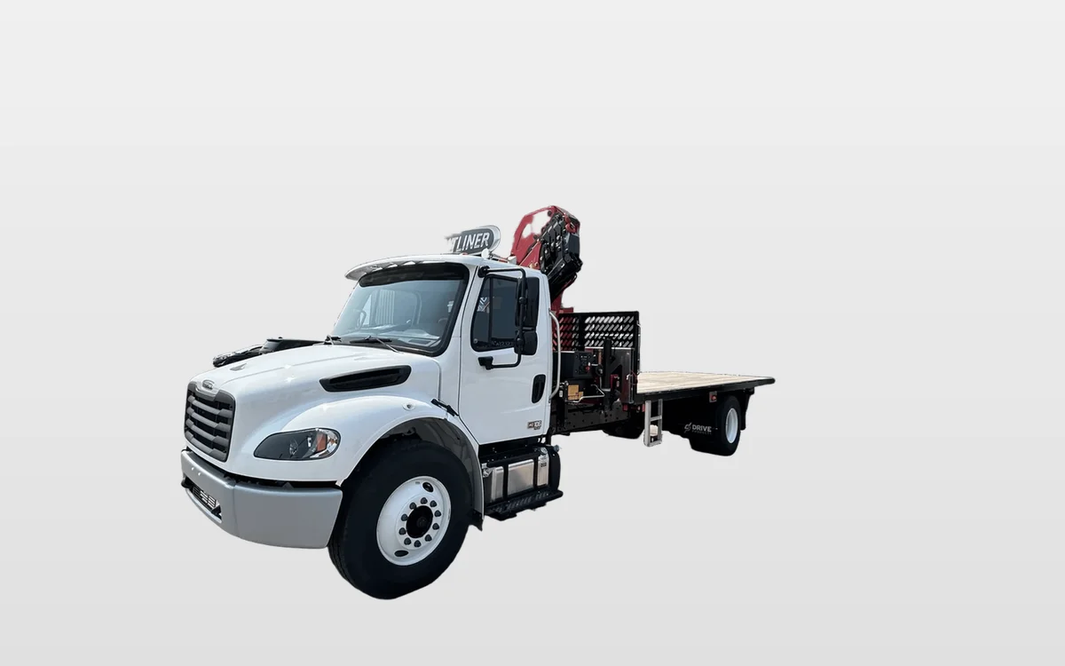 2025 Freightliner M2 106 - image 1