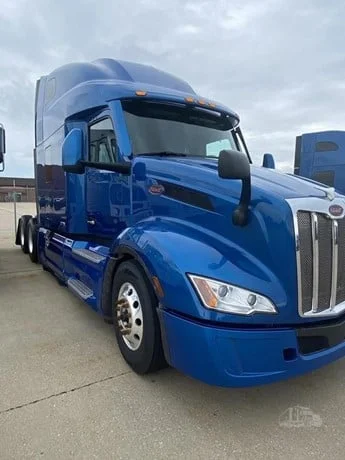2023 Peterbilt 579 in Location: Lake City, FL — photo 8