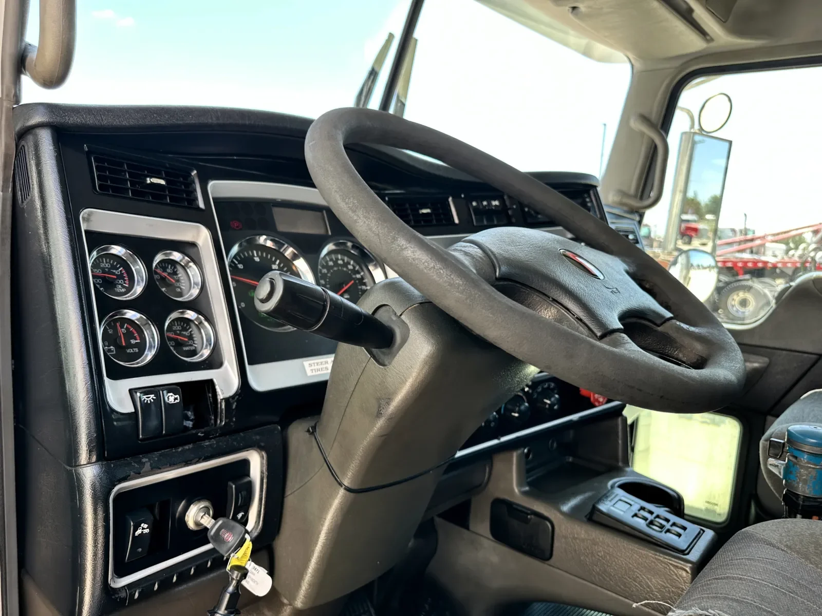 2009 Kenworth T800 in Hutchins, TX — photo 15
