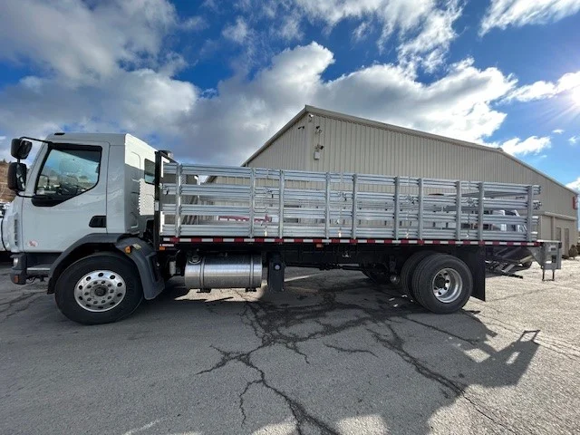 2025 Peterbilt 220EV in Clearfield, PA — photo 16