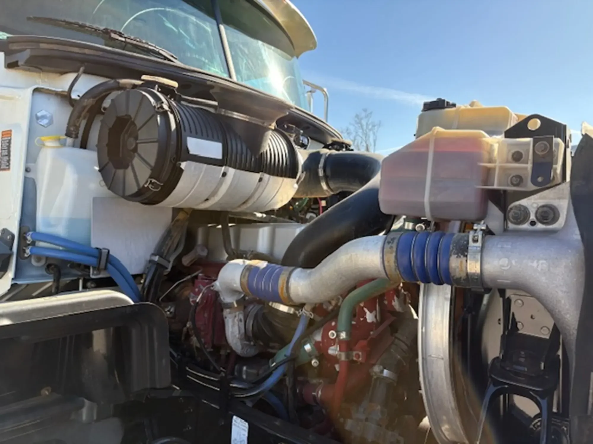 2016 Mack Granite - image 44